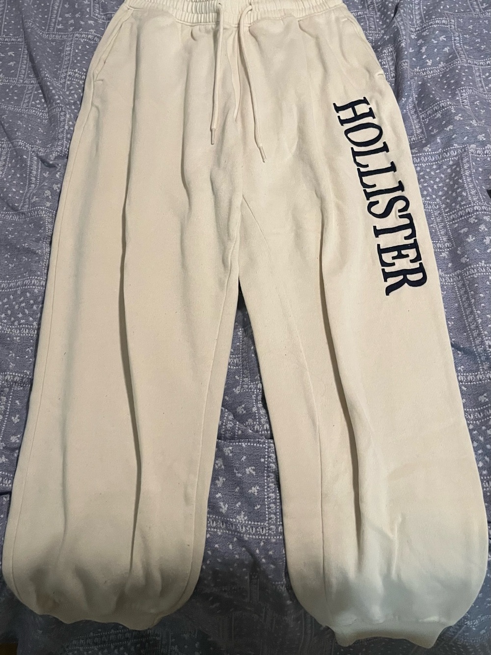 Hollister Cream Sweatpants with Navy Side Logo
